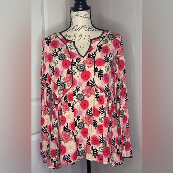 Anthropologie Tops - Matilda Jane Red and Black Floral Blouse